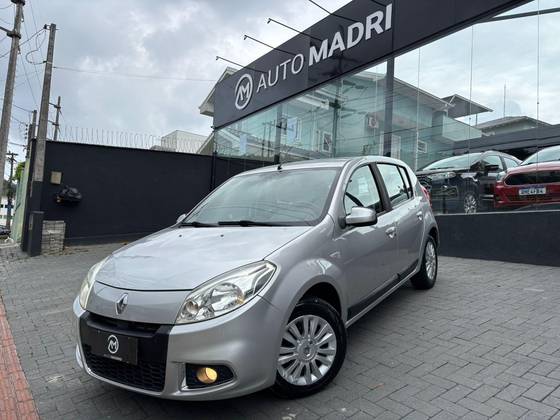 RENAULT SANDERO 1.6 PRIVILÈGE 8V FLEX 4P MANUAL